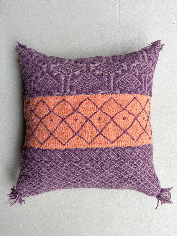 Anzal's Flatweave x Zanafi Pillow - Purple/Pink