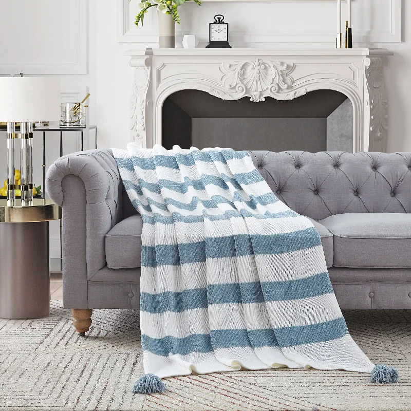 Cozy Tyme Raylynn Throw