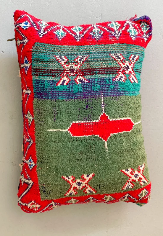 Kalaat M'Gouna's Magical Vintage Pillow